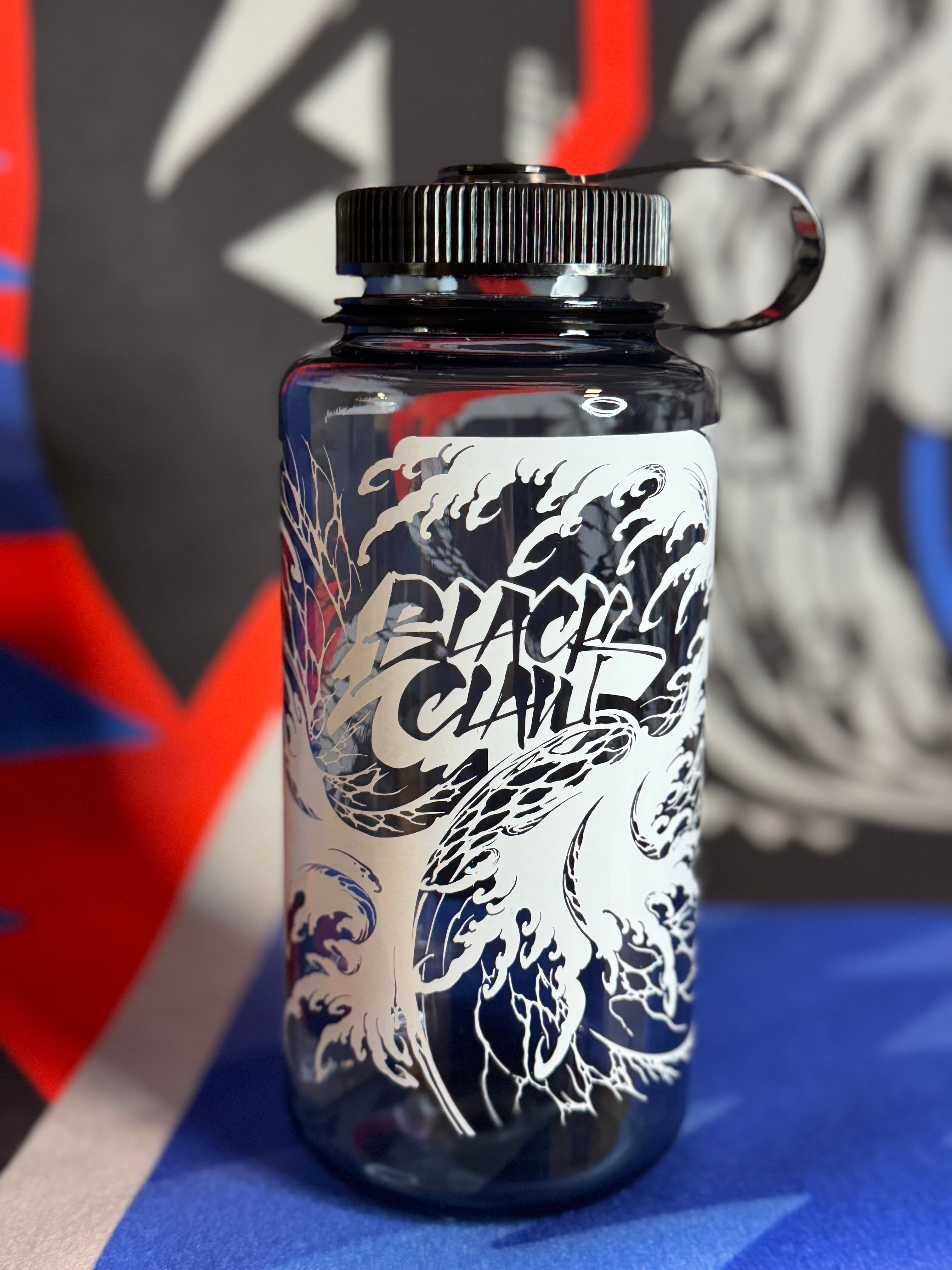 Nalgene® Sustain™ 32oz Wide Mouth – Black Claw